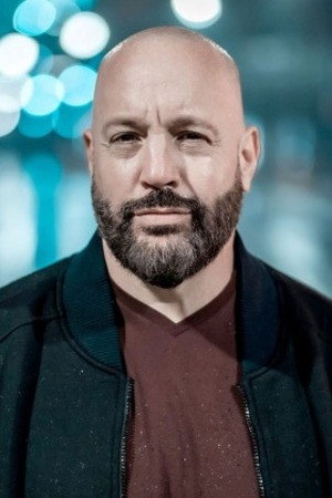 Kevin James photo