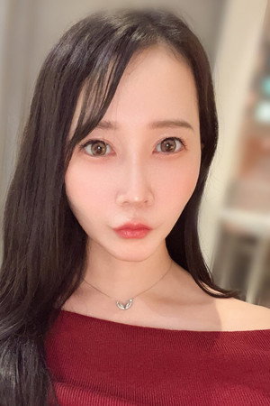 Photo of 宮野桜 from the Latest Netflix gallery