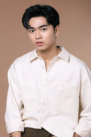 Tharatorn Jantharaworakarn photo