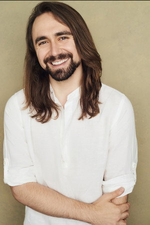 Photo of Hunter Hopewell from the Latest Netflix gallery