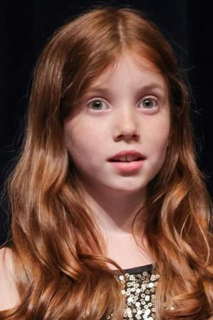Photo of Mia Bankó from the Latest Netflix gallery