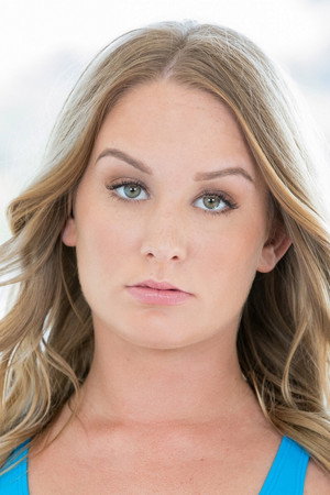 Photo of Daisy Stone from the Latest Netflix gallery