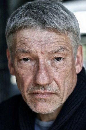 Simon Armstrong photo