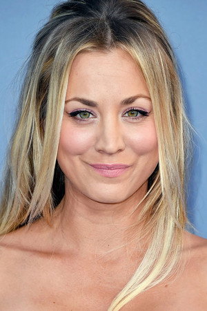 Kaley Cuoco photo