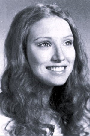 Darlanne Fluegel photo