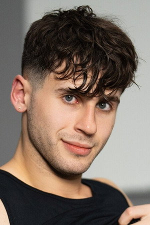 Photo of Michael Vente from the Latest Netflix gallery