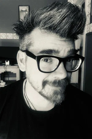 Photo of Devon Hawkes Ludlow from the Latest Netflix gallery