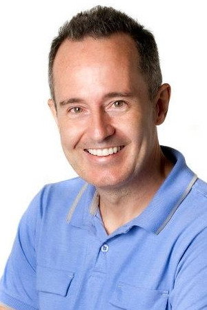 Photo of Pedro Santos from the Latest Netflix gallery