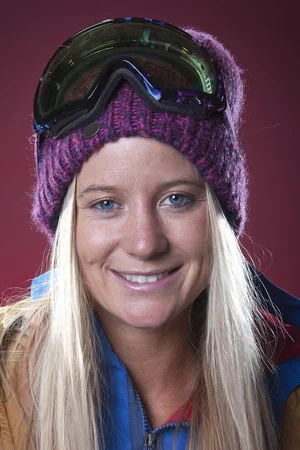 Photo of Hannah Teter from the Latest Netflix gallery