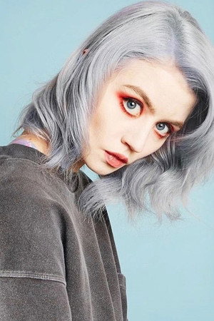 Photo of Allison Harvard from the Latest Netflix gallery