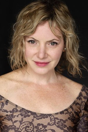 Victoria Bidewell photo