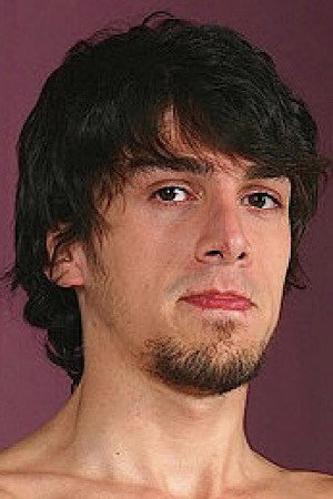 Photo of Esteban Mendoza from the Latest Netflix gallery