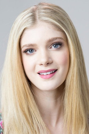 Elena Kampouris photo