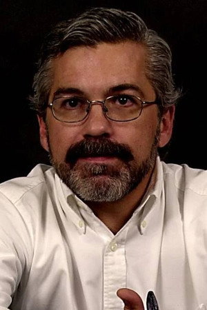 Luis Estrada photo