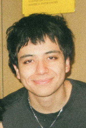 Photo of Matteo Sánchez from the Latest Netflix gallery