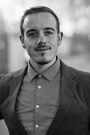 Photo of Karl Janisse from the Latest Netflix gallery