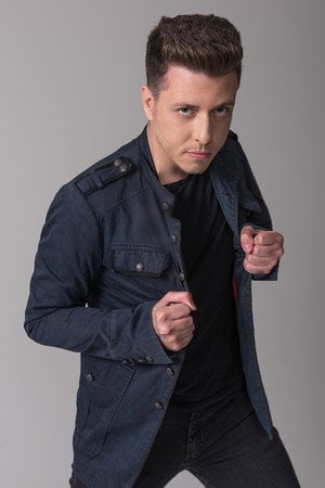 Photo of Daniel Gravelli from the Latest Netflix gallery