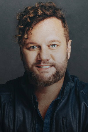 Photo of David Phelps from the Latest Netflix gallery