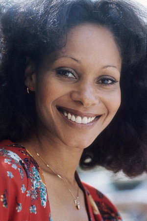 Photo of Annazette Chase from the Latest Netflix gallery