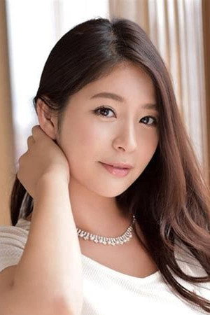 Photo of Megu Fujiura from the Latest Netflix gallery
