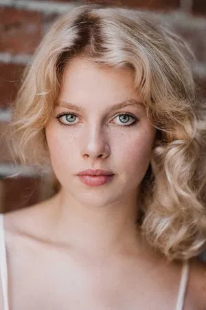 Photo of Ella Newton from the Latest Netflix gallery