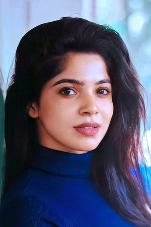Divyabharathi photo