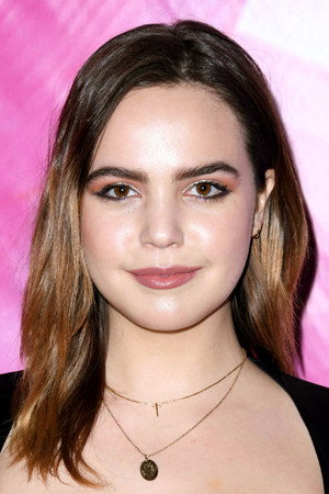 Bailee Madison photo
