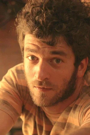 Photo of Manuel Vignau from the Latest Netflix gallery