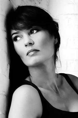 Photo of Carmen Burcea from the Latest Netflix gallery