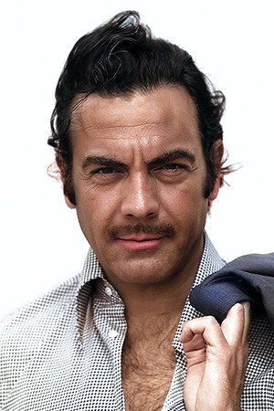Photo of Ayhan Işık from the Latest Netflix gallery