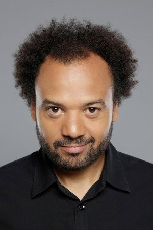 Photo of Fabrice Eboué from the Latest Netflix gallery