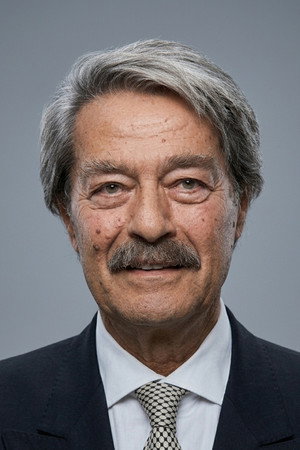 Photo of Kadir İnanır from the Latest Netflix gallery