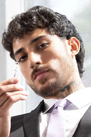 Photo of Markin Wolf from the Latest Netflix gallery