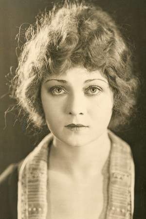 Photo of Mary Warren from the Latest Netflix gallery