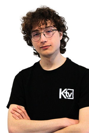 Photo of Ben Segneri from the Latest Netflix gallery