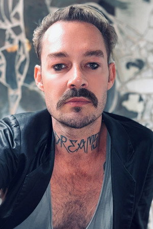 Photo of Daniel Johns from the Latest Netflix gallery