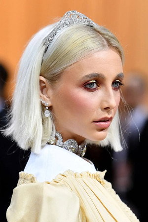 Emma Chamberlain photo