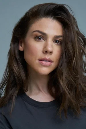 Photo of Kate Mansi from the Latest Netflix gallery