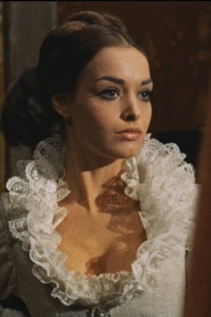 Photo of Adrienne La Russa from the Latest Netflix gallery
