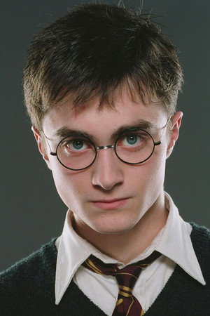 Photo of Daniel Radcliffe from the Latest Netflix gallery