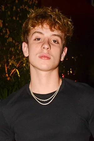 Photo of Juliano Floss from the Latest Netflix gallery