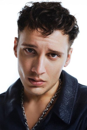 Photo of Edis Görgülü from the Latest Netflix gallery