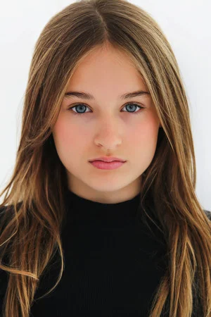 Photo of Honor Davis-Pye from the Latest Netflix gallery