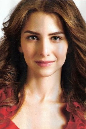 Ezgi Asaroğlu photo