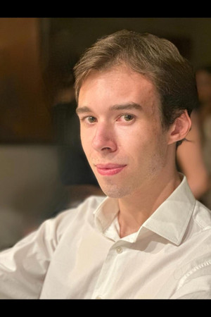 Photo of Thiago Fleith from the Latest Netflix gallery