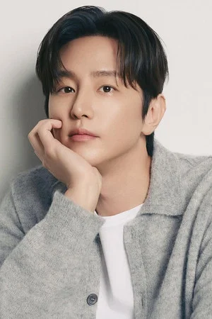 Photo of Kwon Yul from the Latest Netflix gallery