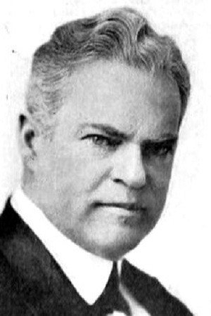 Photo of Edwards Davis from the Latest Netflix gallery
