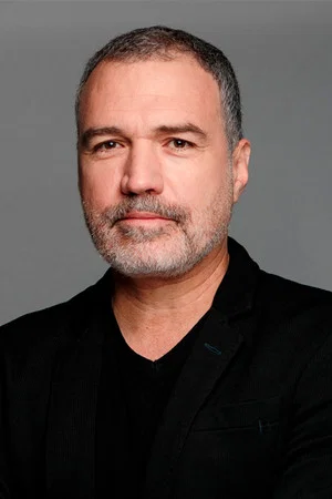 Photo of Salvador del Solar from the Latest Netflix gallery
