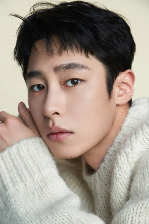 Lee Jae-wook photo