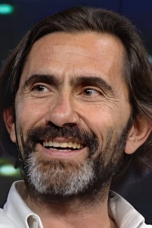 Peker Açıkalın photo